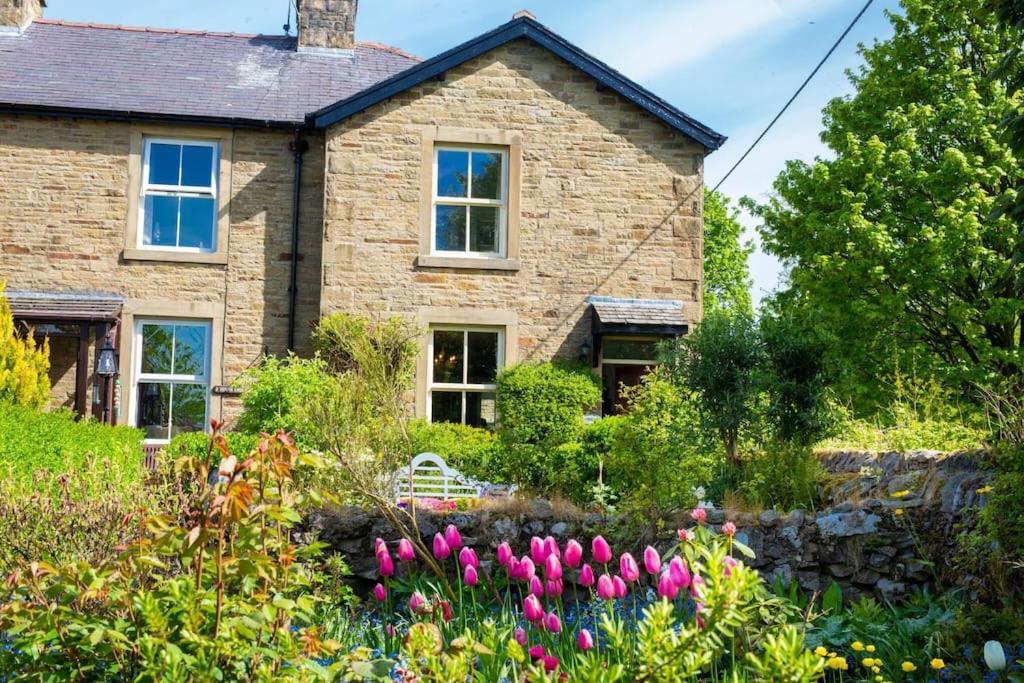 Sunnybeck Award Winning Dog Friendly Holiday home *